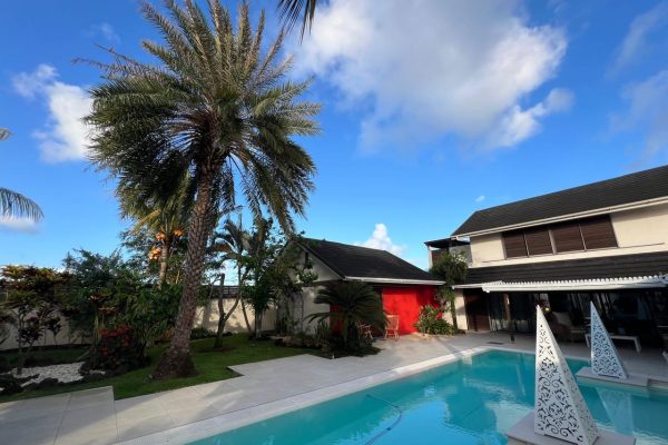 Superbe propriété de 3 chambres en suite + bureau, Grand Baie