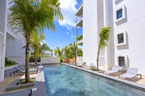 Appartement en rez de jardin à 2 pas de la mer, Pointe aux Canonniers